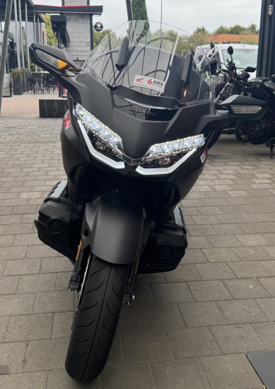 Honda GL1800 Gold Wing Bagger 50ème Anniversaire Noir Mat - VALENCIENNES