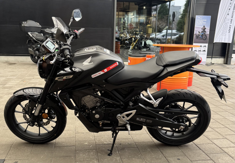 HONDA CB125R CARBONE MAT - VALENCIENNES