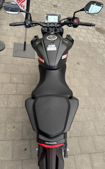 HONDA CB125R CARBONE MAT - VALENCIENNES